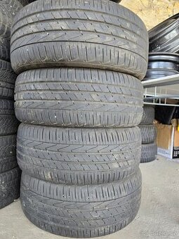 Prodám pneu Hankook S1 EVO2 SUV 235/50/19