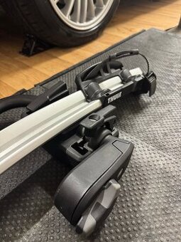 THULE - střešní nosič ProRide černá/hliník NOVÝ