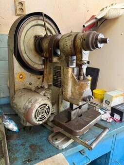 Výstředníkový lis 3 tuny