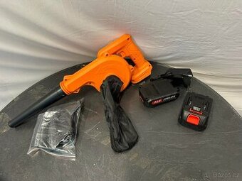 (1089) Aku fukar / vysavač listí 21V + baterie