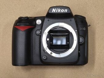 Nikon D90 - TOP STAV - 23000 expozic