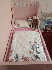 Rostoucí postel pro malé princezny