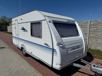 Adria Adora 462 PH 2005 se stanem a pevnou postelí