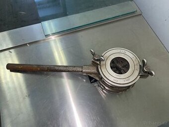 Řezačka závitů Narex Jopal 2