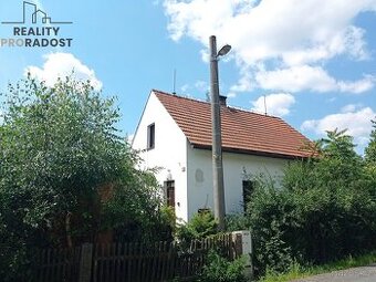 Rodinný dům, 100 m2, Krty u Jesenice, pozemek 269 m2