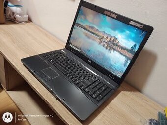 Velký Acer 17,3, Intel Core2, 4Gb/500Gb, Win10