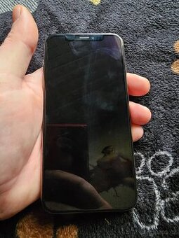Iphone XS 256gb krasný stav