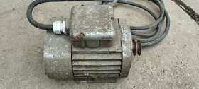 Prodám motor 380 V - 1