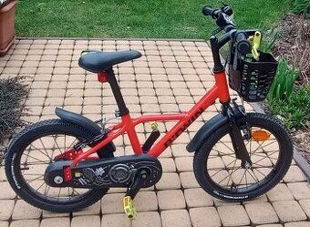 Dětské 16" lehké kolo 900 Racing červené BTwin
