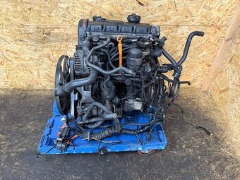 KOMPLETNÍ MOTOR BEZ TURBA 1.9 TDI 96KW AVF - 1