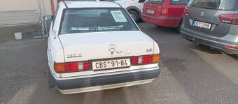 Prodám Mercedes 190,1.8,benzín,1991