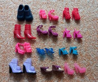 Doplňky a boty pro panenku Barbie