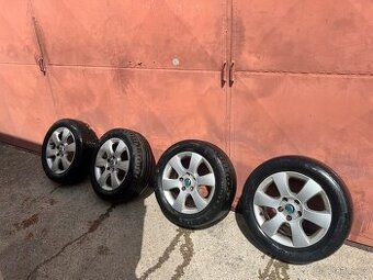Alu kola R16