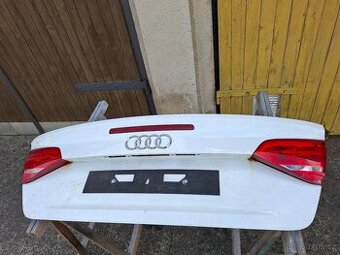 AUDI A3 CABRIO -- ZADNÍ VÍKO - 1