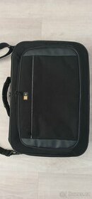 Brašna na notebook.