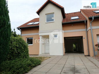 pronájem rodinného domu 4KK, 150m2, Praha, Satalice
