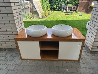 Skříňka s umyvadlem - 1