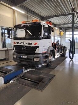 Mercedes Axor 1823 kontejner + hydraulická ruka
