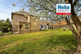 Statek s lesem a vodní plochou v Černé u Bohdanče, 10.458 m²