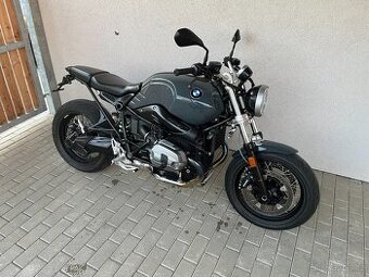 BMW R nineT