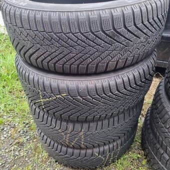 Zimní sada pneumatik 205/55/17 Pirelli