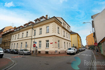 Prodej, byt 3+1 po kompletní rekonstrukci, J. Š. Baara, Česk - 1