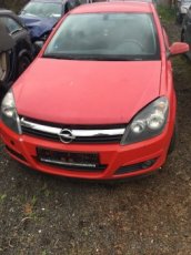 Prodám díly z Opel Astra H 1.7cdti
