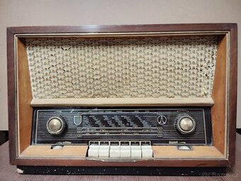 Starožitné lampové radio Tesla RONDO 522A - funkční