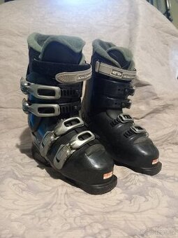 Přeskáče SALOMON - lyžařské boty 39.