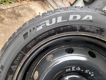 Pneumatiky M+S 195/65 R15 plus DISKY RENAULT KOMPLETNÍ SADA