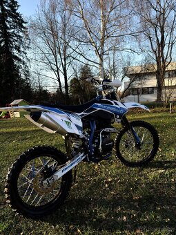 Minirocket Hurricane 250