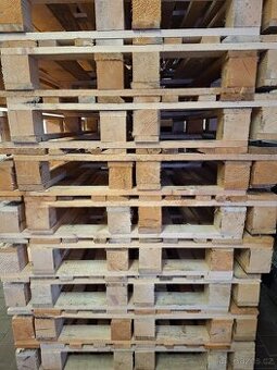 Dřevěné palety