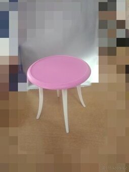 Stolek-stůl-stoleček-nábytek- pro- Barbie - panenka