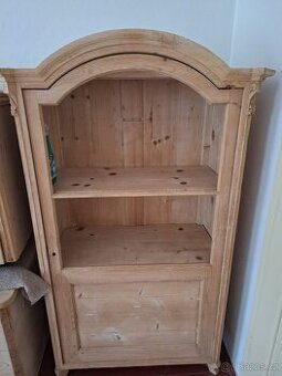 Starožitný nábytek