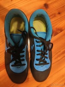 Prodám sálovky Nike velikost 38