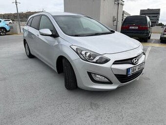 Hyundai i30 1.6 CRDi/81kW Trikolor
