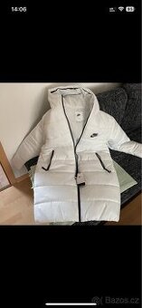 NIKE dámský kabát vel. M ale sedí určitě na XL