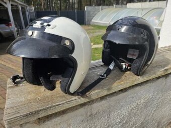 Prodám 2 helmy cena za obě