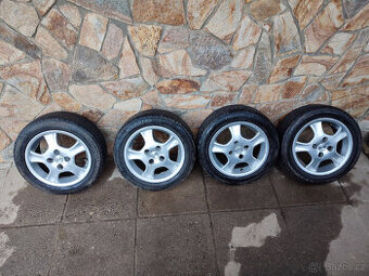 hliníková kola s letními pneu