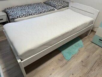 2x Jednolůžková postel z masivu vč. roštu a matrace