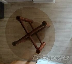 Dřevěný konferenční stolek-kulatý