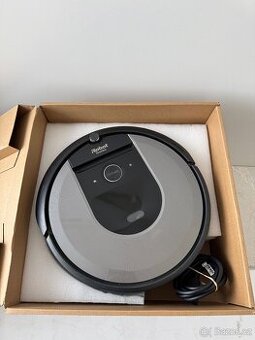 IROBOT ROOMBA i7+