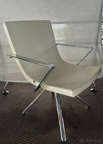 LD SEATING - designové křeslo MOON