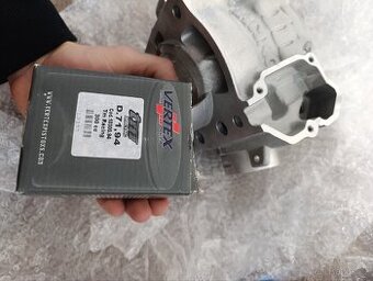kompletni novy valec s pistem na tm racing 300