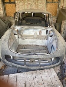 Tatra 603-2 r.75 - hola karoseria + 4x-dvere komplet+kufor Z