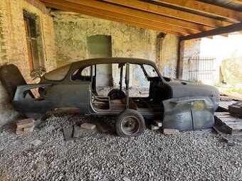 Tatra 603-2 r.75 - hola karoseria + 4x-dvere komplet+kufor Z