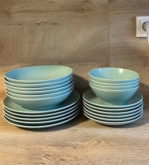 Sada talířů a misek IKEA FÄRGKLAR - 1