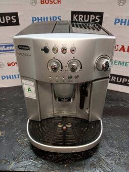 DeLonghi Magnifica ESAM 4000.SB - PO SERVISNÍ PROHLÍDCE.