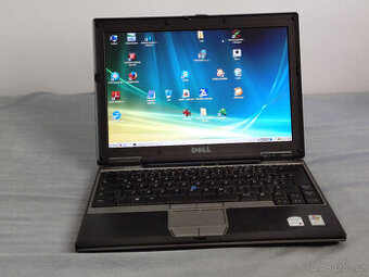 Prodám notebook Dell D420, 12 palců, malý, přenosný