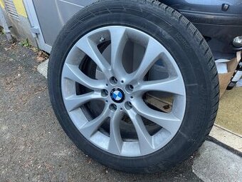 Alu kola BMW X5 r19 zimní pneu